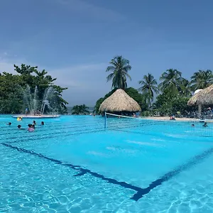  Apartamento * * Magnifico * * Apto En La Playa * *costazul 405 Colombia