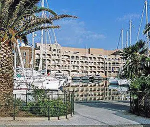 https://maeva-residence-hyeres-port.fr-provencehotel.com